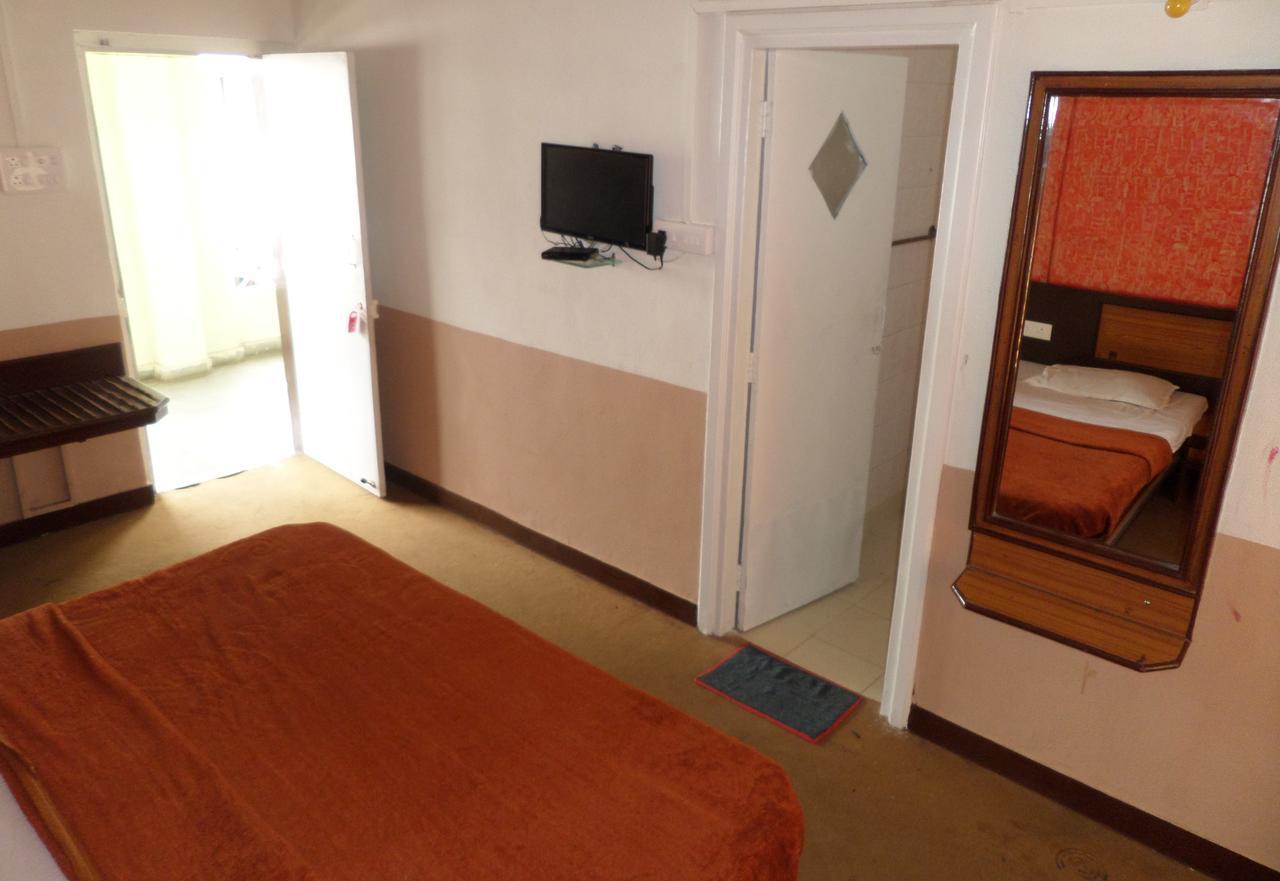 Hotel Ayodhya Насик Экстерьер фото