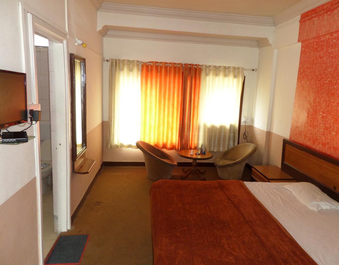 Hotel Ayodhya Насик Экстерьер фото